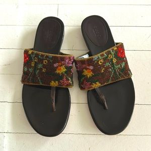 Gucci beaded thong flat resort sandals size 7